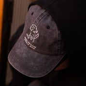 Gorra vaquera negra - Logotipo "Dogs. Because People Suck" 