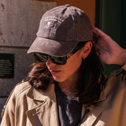 Gorra vaquera marrón - Logo "Cats & Wine Make Everything Fine" 