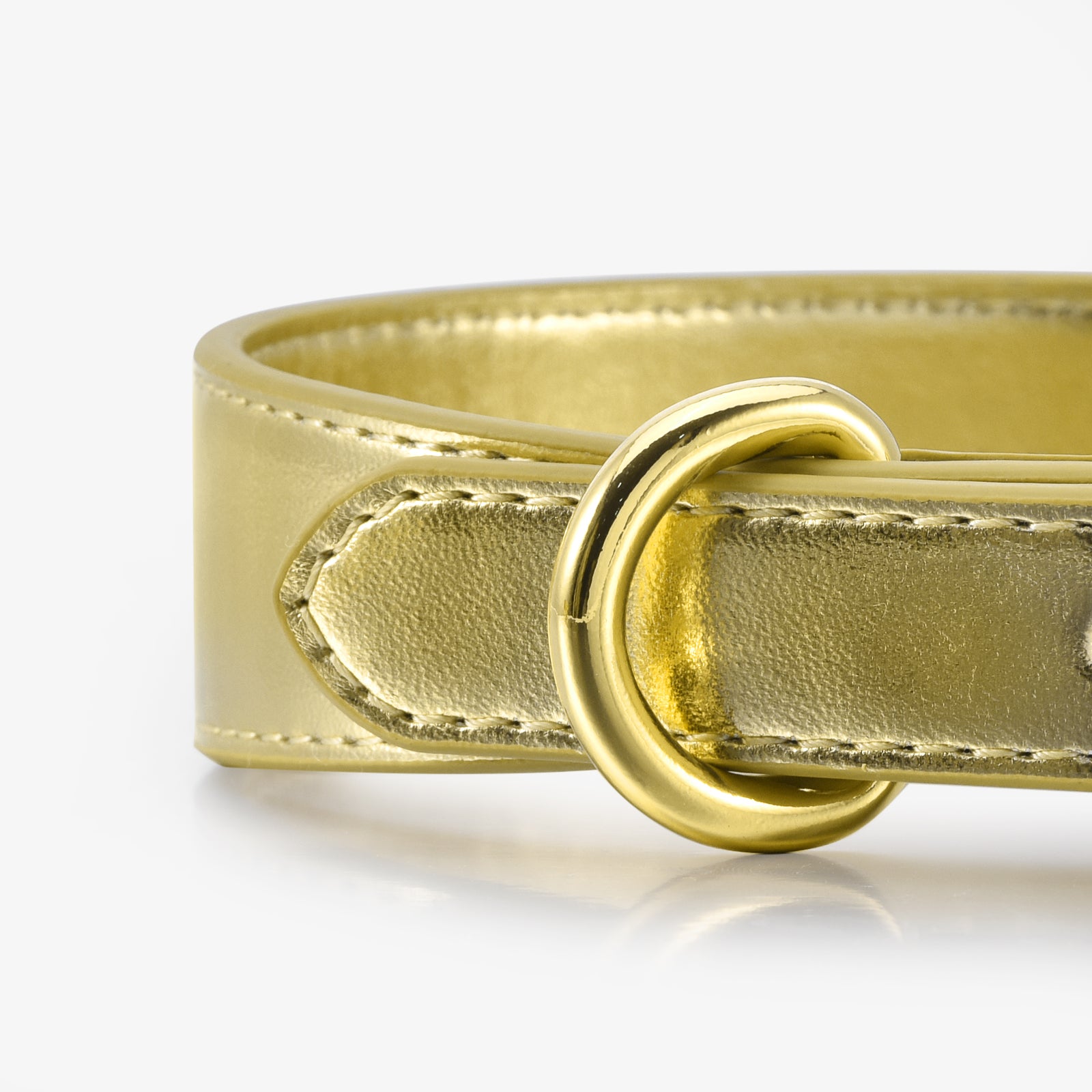 Collar de perro delgado metálico dorado